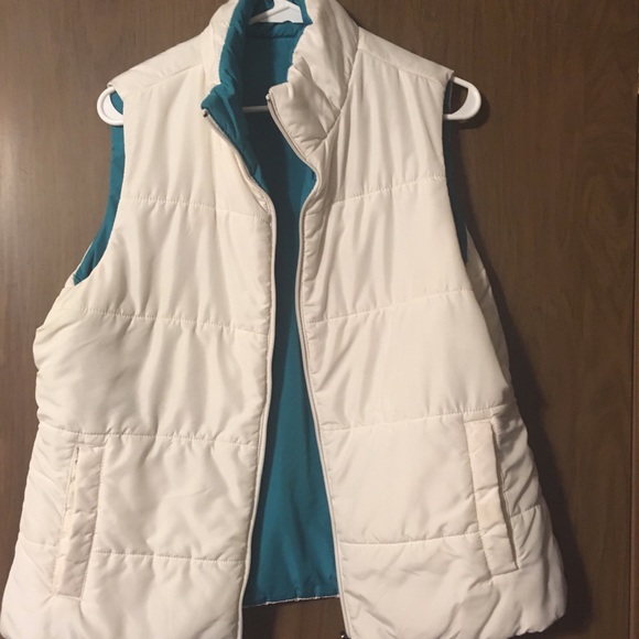 Vest - Picture 2 of 3